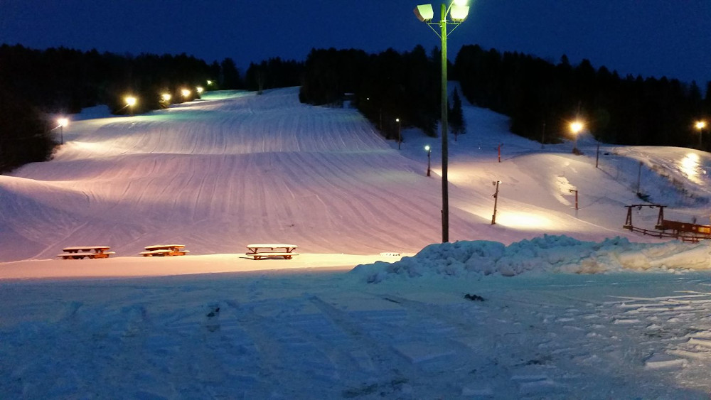 night skiing at lyndon outing club in vermont
