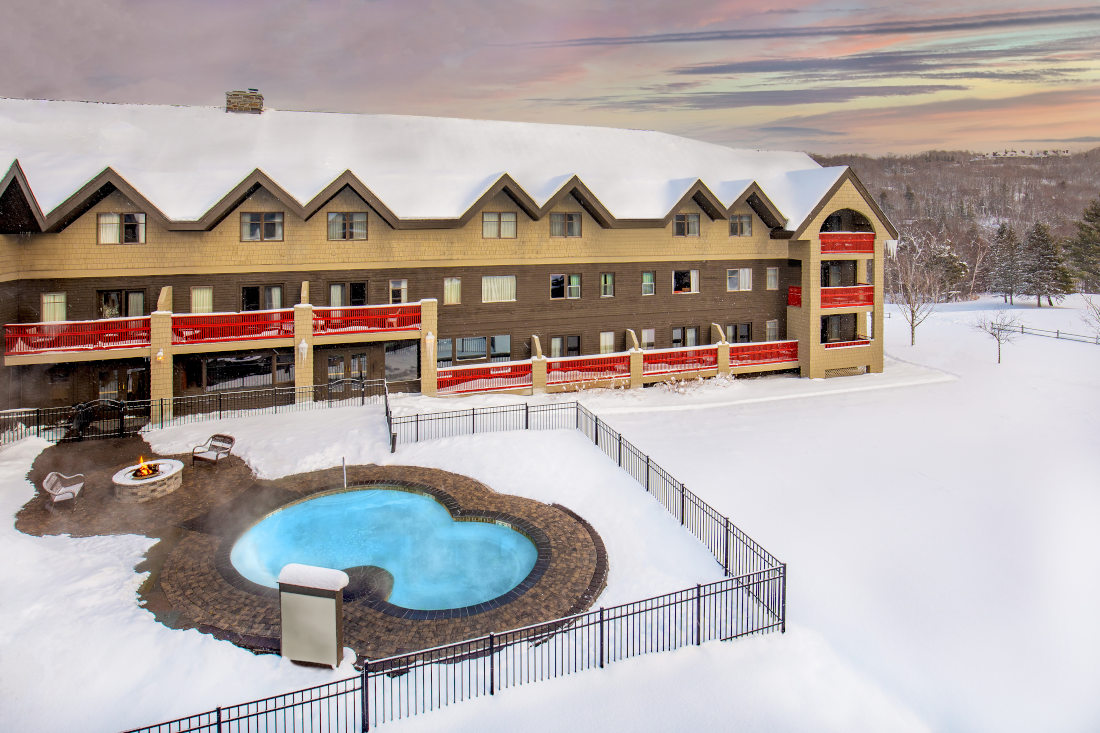 Killington Mountain Lodge hot tub in winter