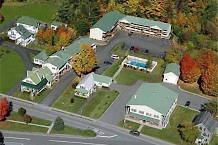 Ludlow ColoNial Motel in Ludlow, Vermont near Okemo
